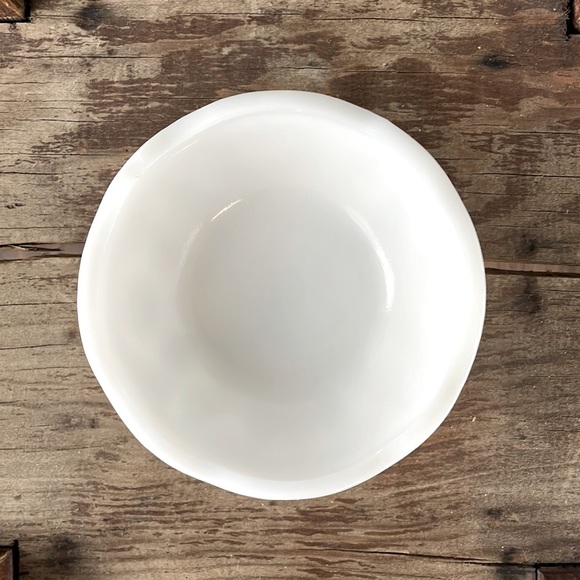 Milk Glass Catch-all Trinket Bowl - Toltec by McKee MidCentury Milk Glass - Picture 3 of 9